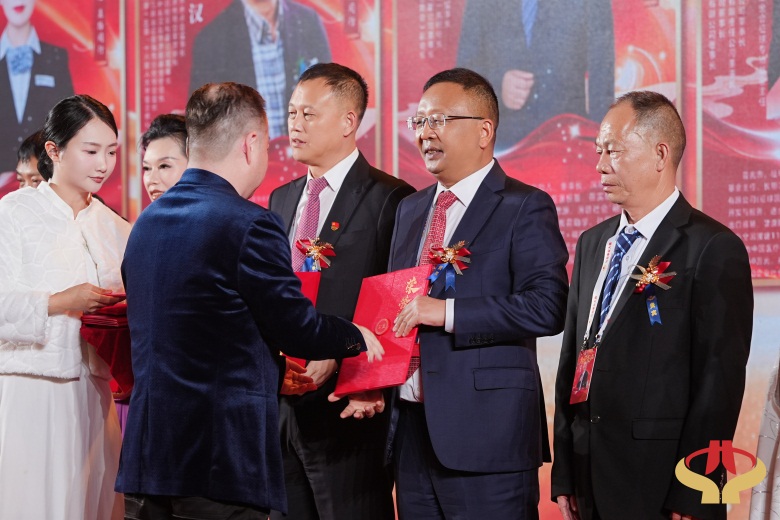 图片26.jpg