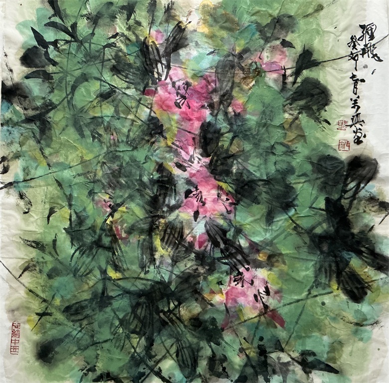 《缠飞》  68x68cm  中国画.jpg
